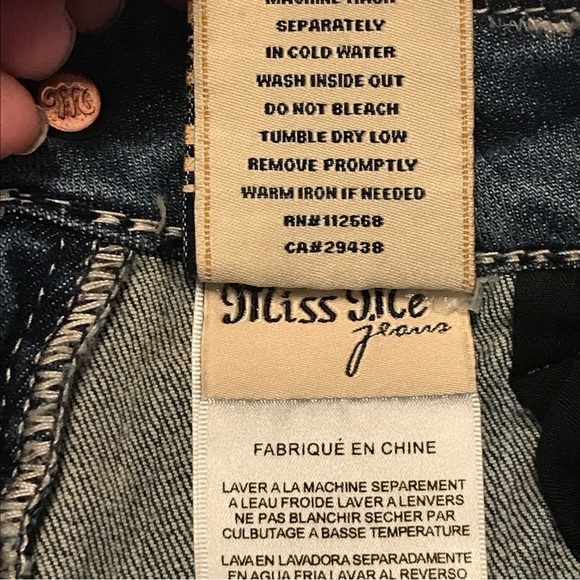 Miss Me Jeweled Flap Pocket Skinny Jeans Woman’s Size 27 - Picture 9 of 12